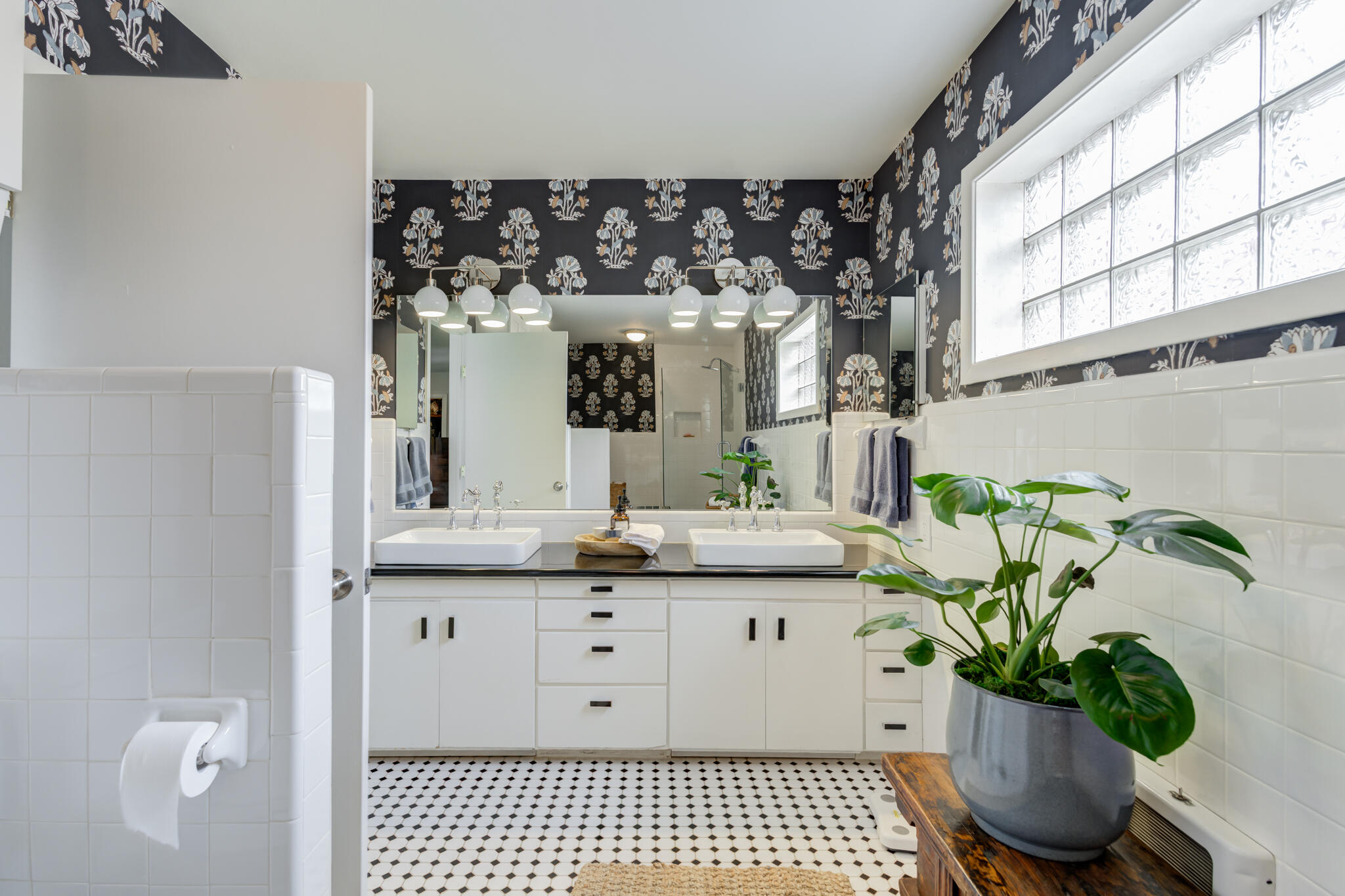 3003 19th Street Lubbock, TX 79410 - Photo 54 of 83 DSC09679_80_81