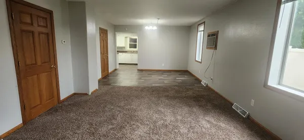 $174,000 | 834 2nd Street Northwest, Valley City, ND 58072
