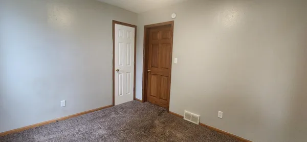 $174,000 | 834 2nd Street Northwest, Valley City, ND 58072