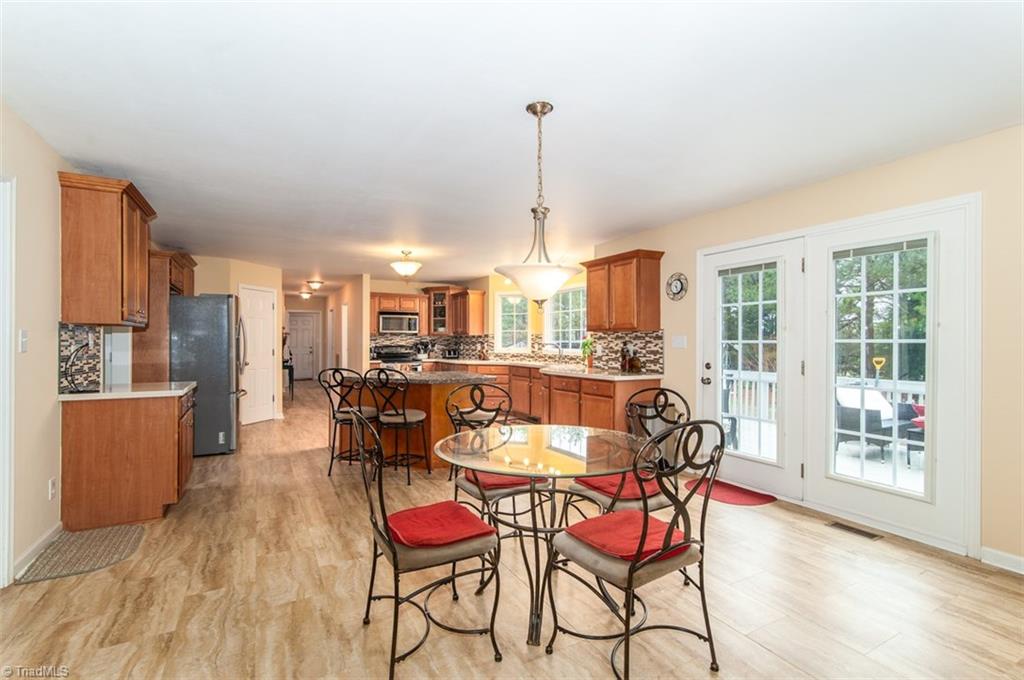 6973 Farmhouse Road Liberty, NC 27298 - Photo 11 of 30 Gallery Image 11