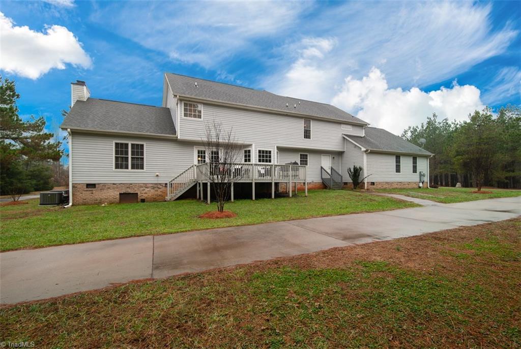 6973 Farmhouse Road Liberty, NC 27298 - Photo 28 of 30 Gallery Image 28