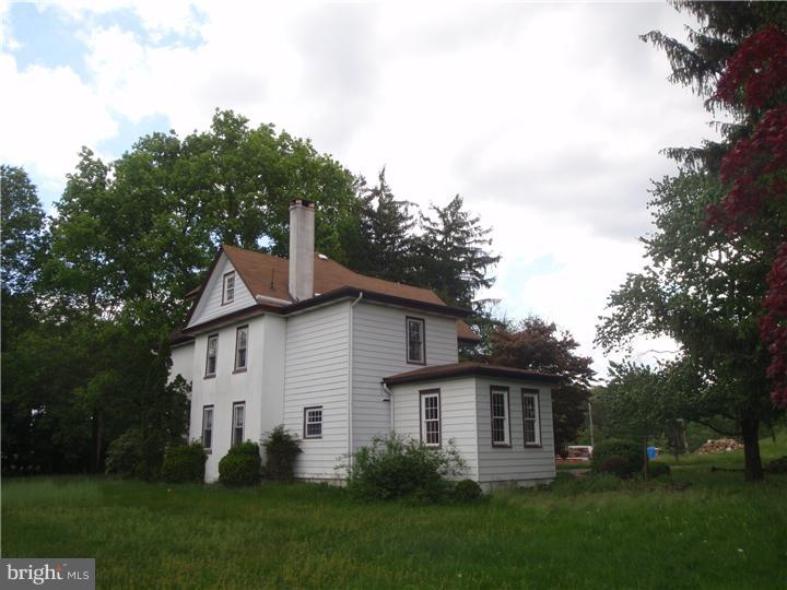 960 Morris Road Blue Bell, PA 19422 - Photo 3 of 17 Exterior Side