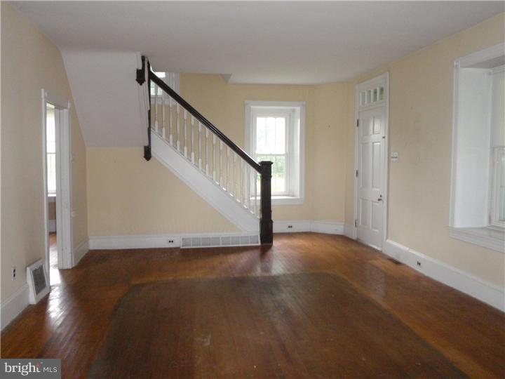 960 Morris Road Blue Bell, PA 19422 - Photo 9 of 17 Living Room