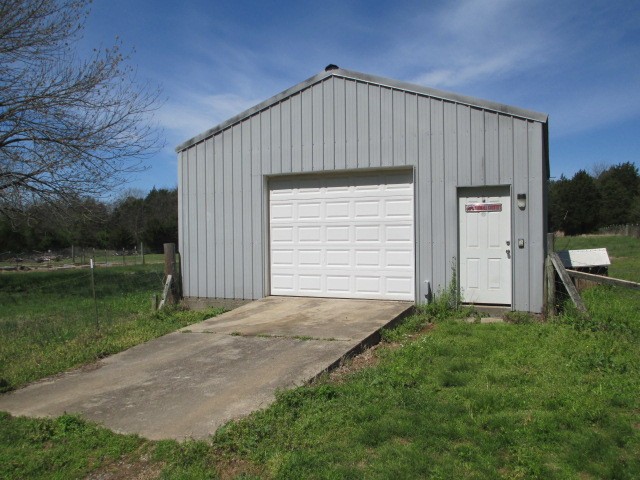 935 Hamilton Chambers Road Lebanon, TN 37087 - Photo 1 of 5