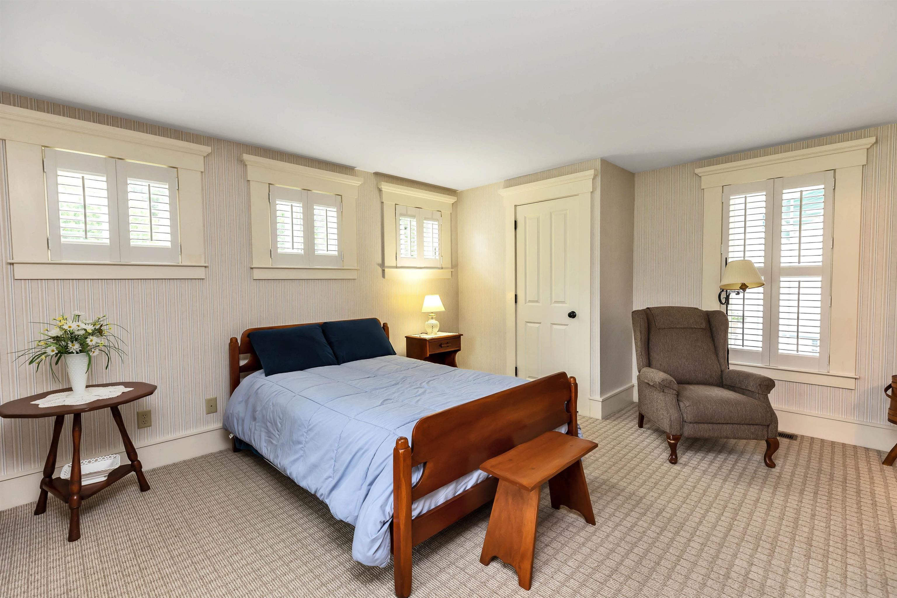 47 Rockingham Road Auburn, NH 03032 - Photo 11 of 40