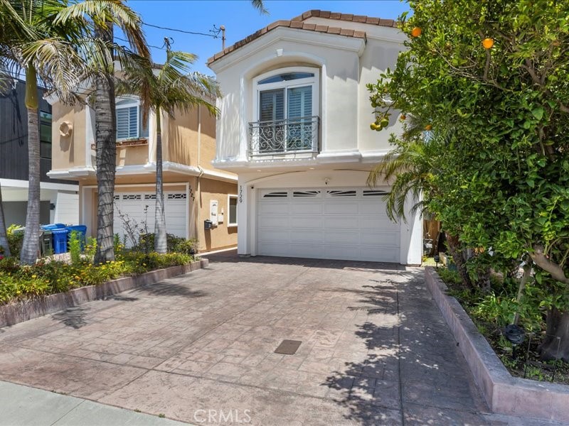 1729 Haynes Lane Redondo Beach, CA 90278 - Photo 3 of 44 a front view of a building