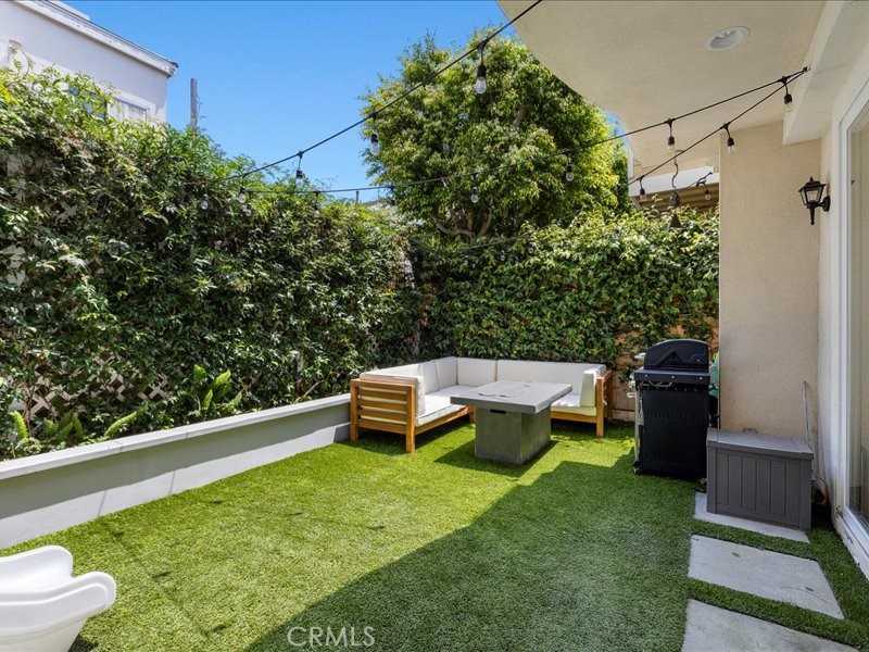 1729 Haynes Lane Redondo Beach, CA 90278 - Photo 41 of 44 a view of a yard with a patio