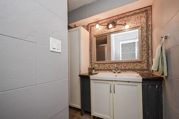 $1,990 | 13102 Richmond Avenue, Houston, TX 77082