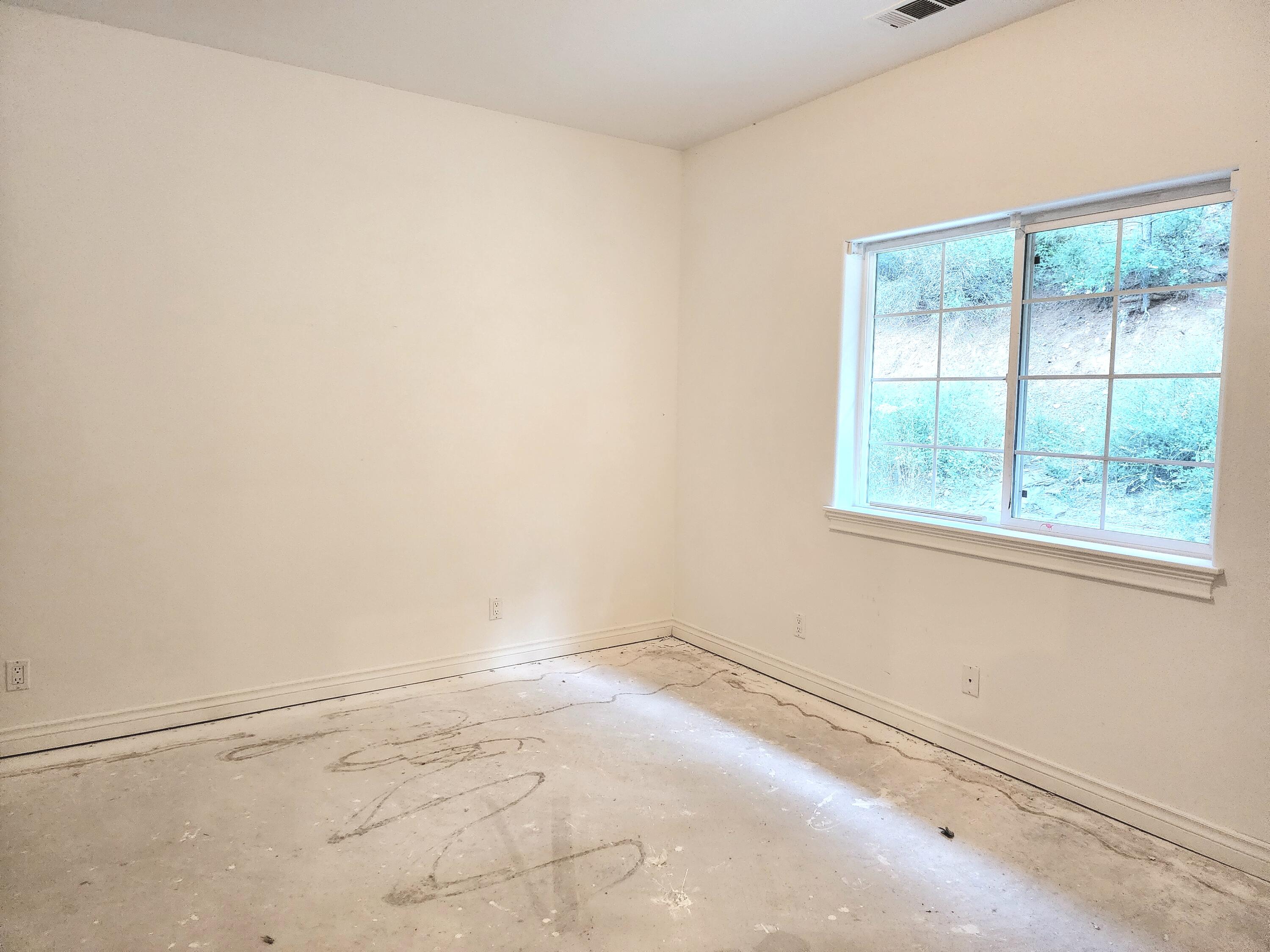 370 34N96 Lewiston, CA 96052 - Photo 21 of 30 a view of a room with a window