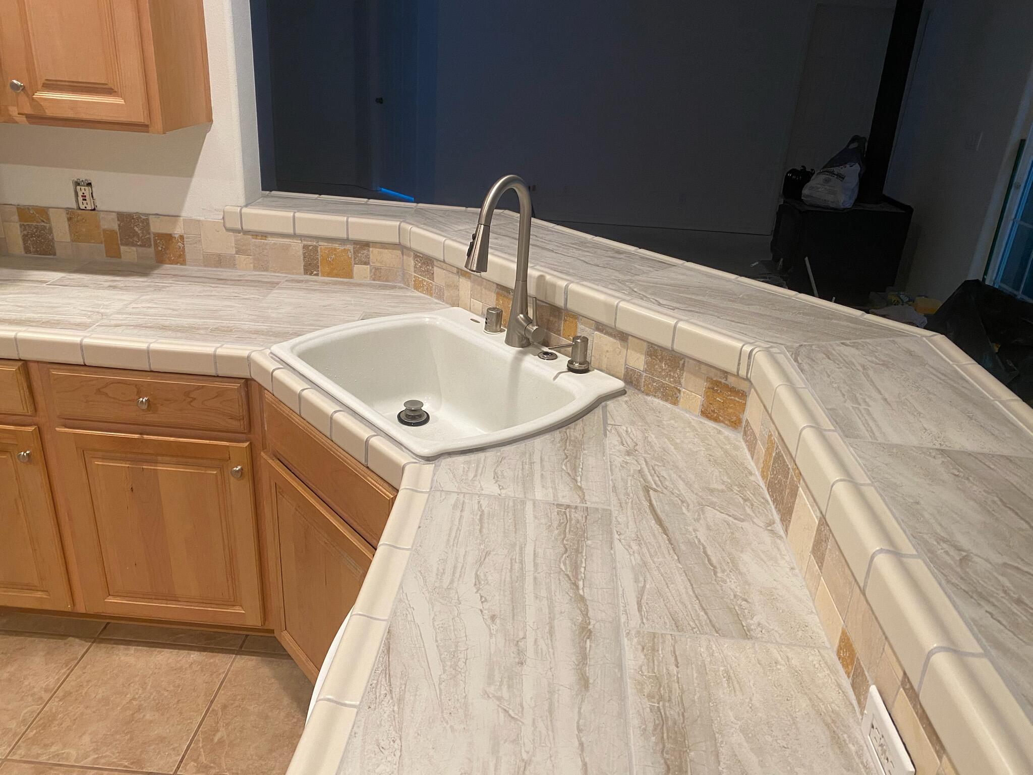 370 34N96 Lewiston, CA 96052 - Photo 9 of 30 a bathroom with a sink and a mirror