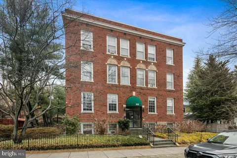 $460,000 | 3039 Macomb Street Northwest, Unit 18, Washington, DC 20008