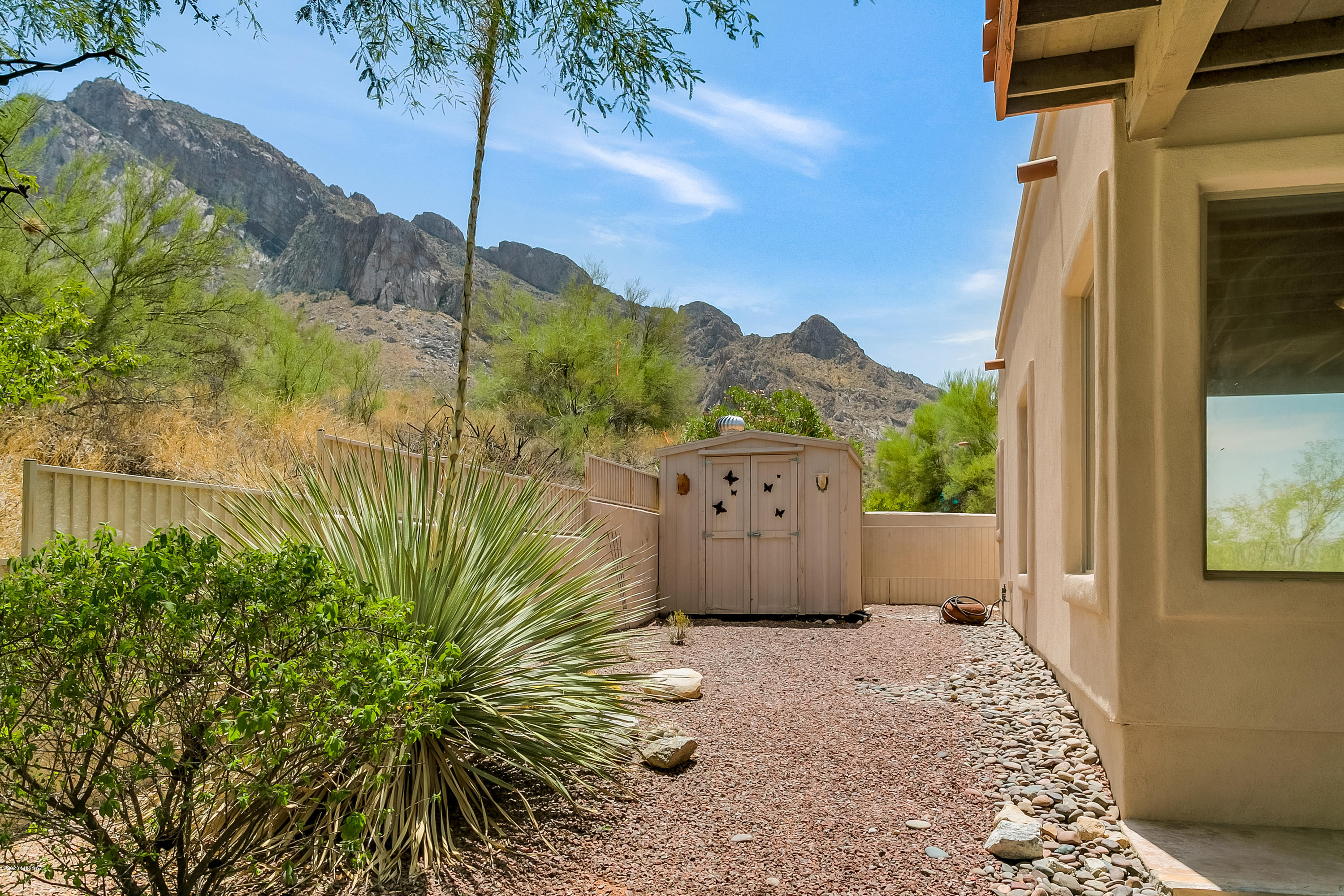 9801 North Ridge Shadow Place Tucson, AZ 85704 - Photo 23 of 24