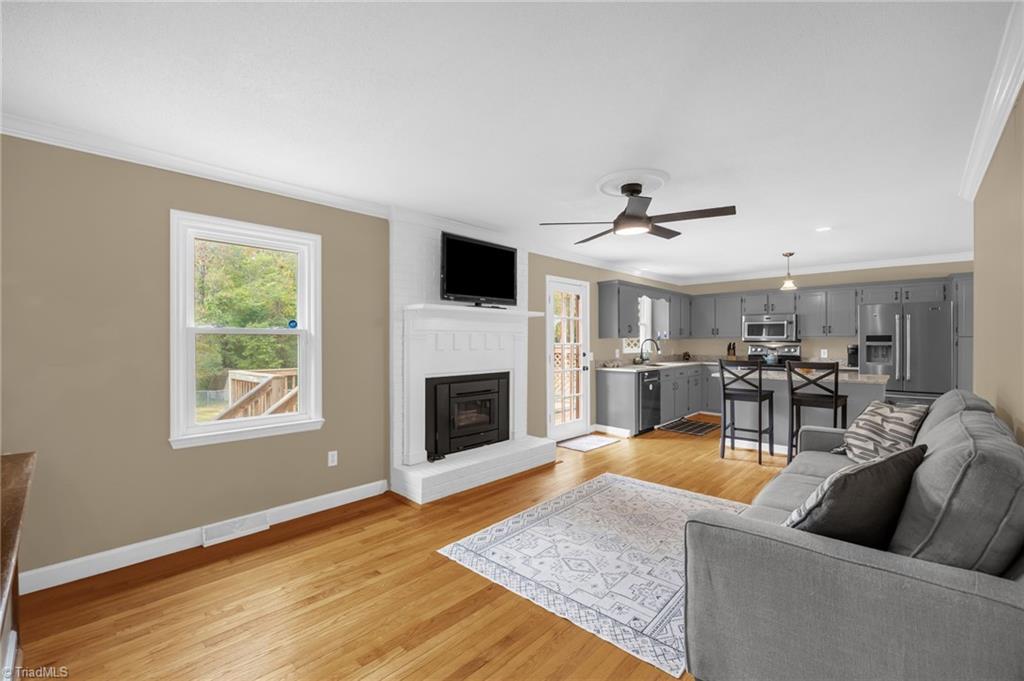 3151 Broadview Road Pfafftown, NC 27040 - Photo 3 of 25 Gallery Image 3