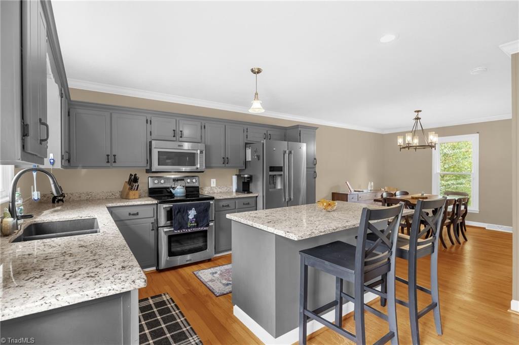 3151 Broadview Road Pfafftown, NC 27040 - Photo 5 of 25 Gallery Image 5