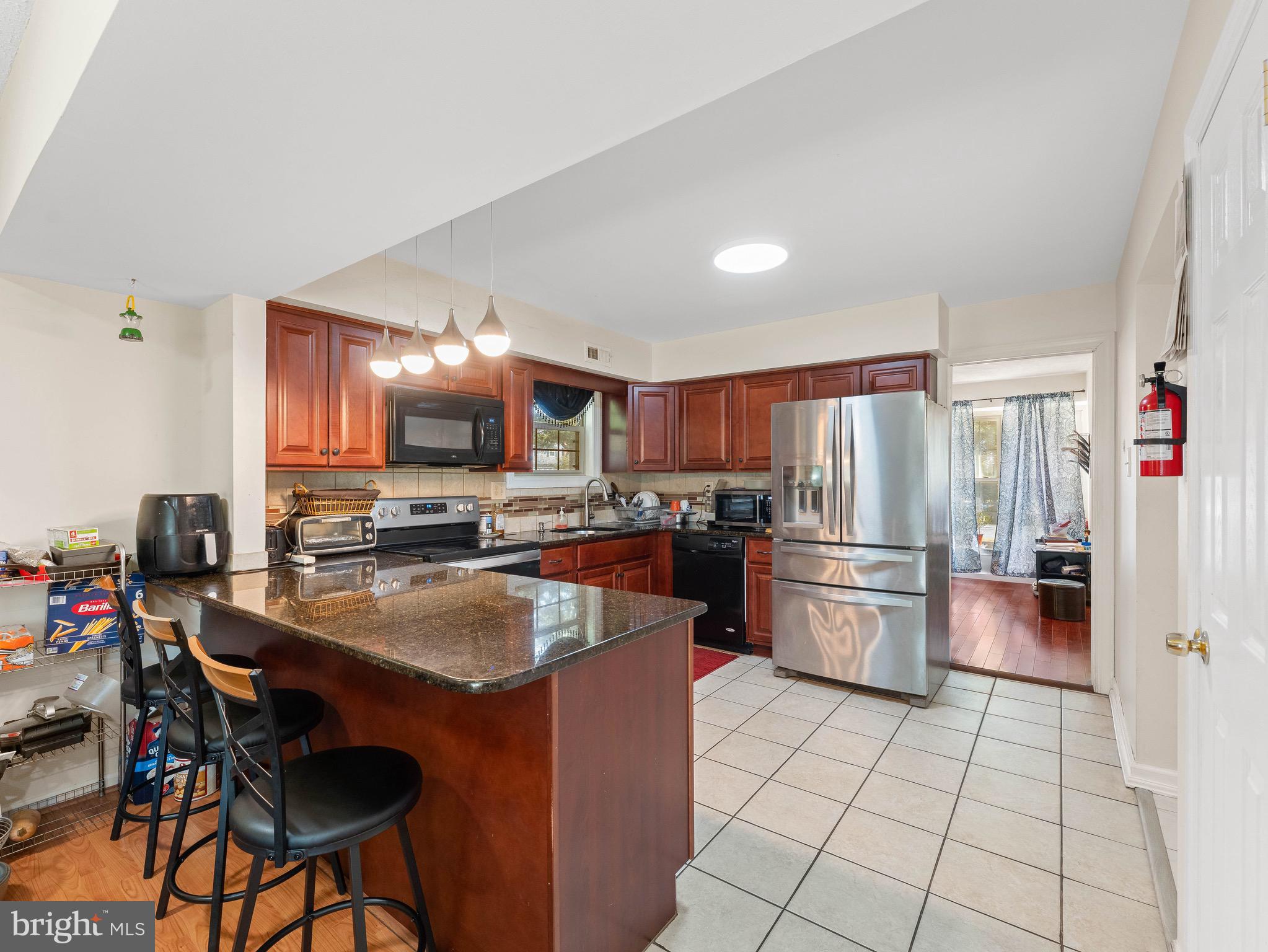 122 Abbey Road Voorhees, NJ 08043 - Photo 16 of 36