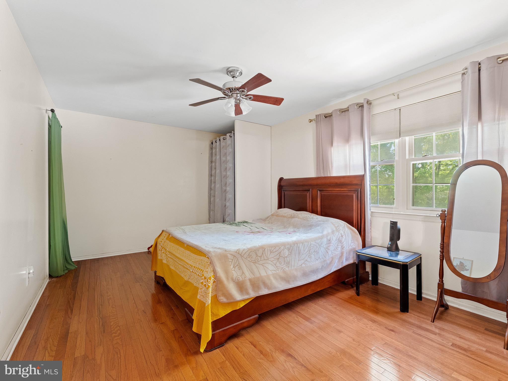 122 Abbey Road Voorhees, NJ 08043 - Photo 22 of 36