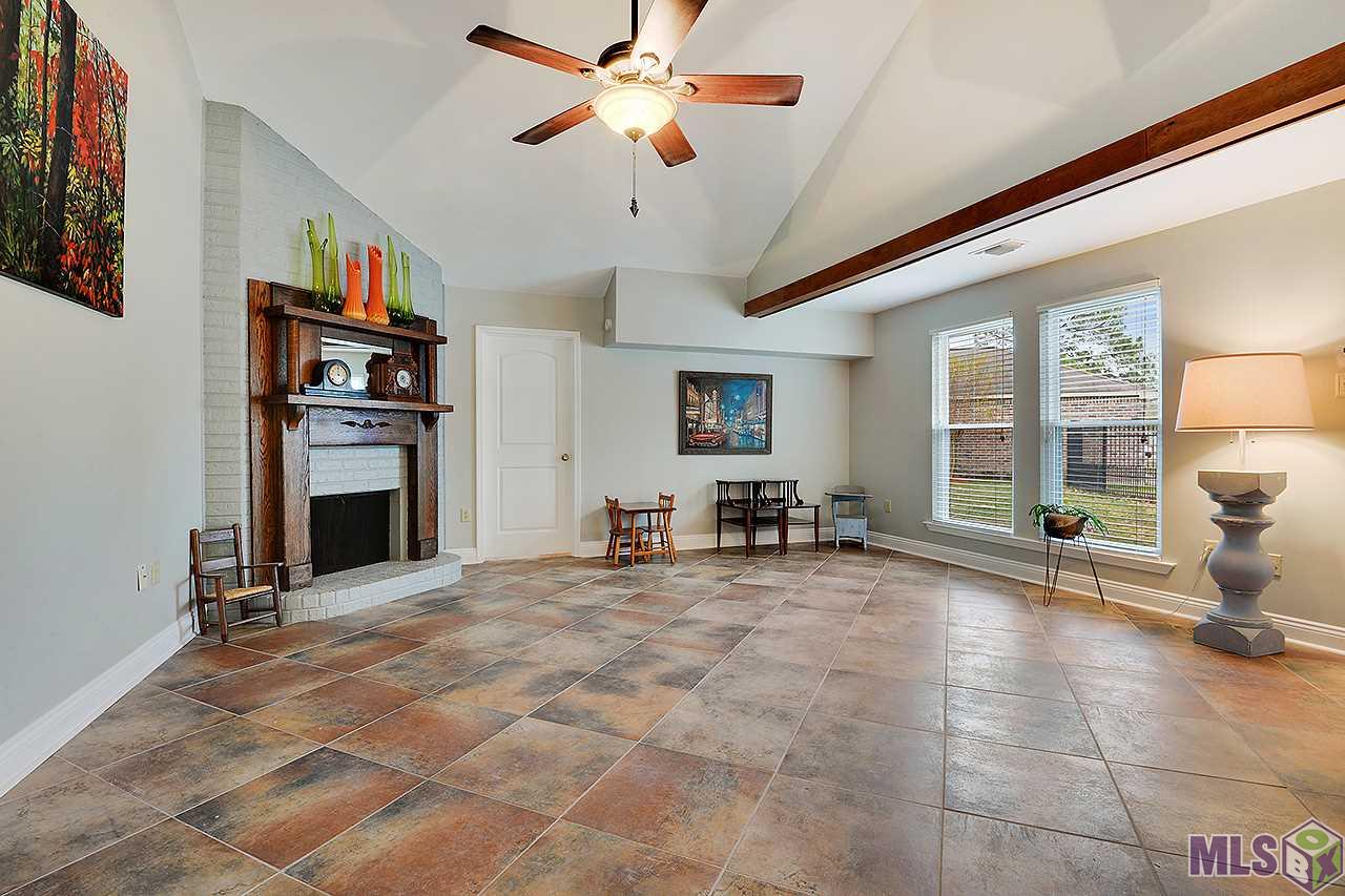 1302 Magnolia Ridge Drive Baton Rouge, LA 70816 - Photo 7 of 11