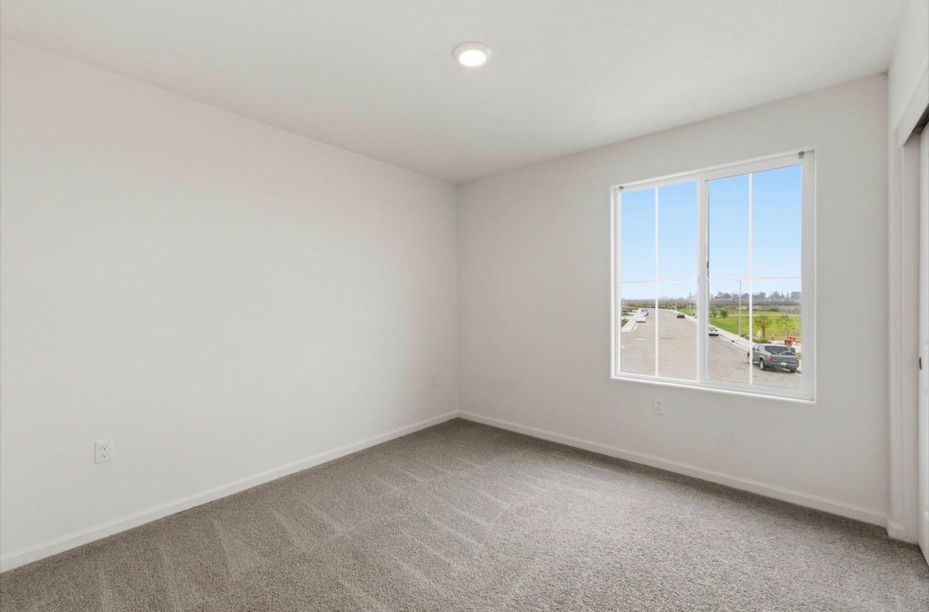 1462 Randy Court Fowler, CA 93625 - Photo 15 of 27