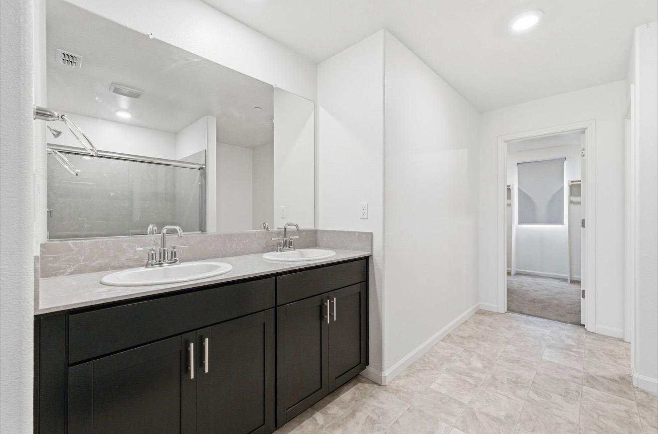 1462 Randy Court Fowler, CA 93625 - Photo 19 of 27