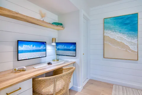 18 Bridge Street, Unit 2A, Sag Harbor, NY 11963