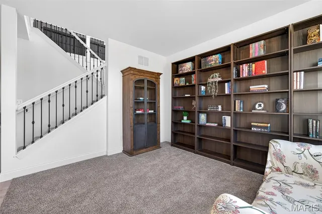 $575,000 | 378 Valley Bluff Drive, Wentzville, MO 63385