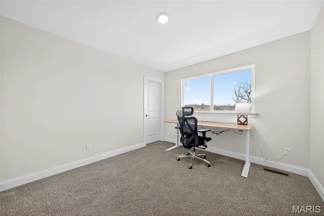 $575,000 | 378 Valley Bluff Drive, Wentzville, MO 63385