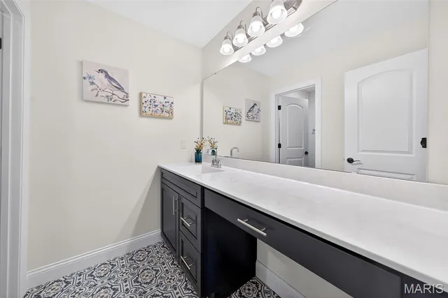 $575,000 | 378 Valley Bluff Drive, Wentzville, MO 63385