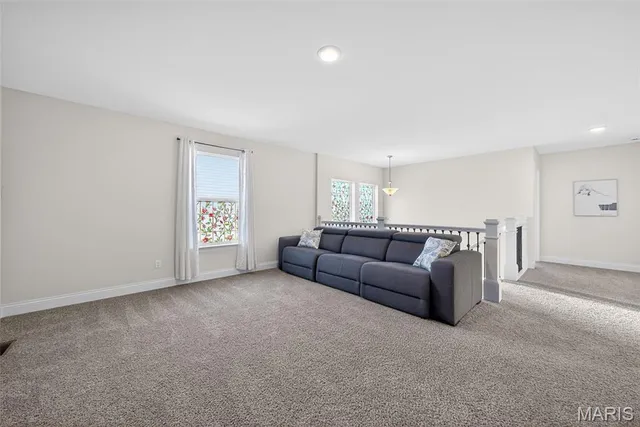 $575,000 | 378 Valley Bluff Drive, Wentzville, MO 63385