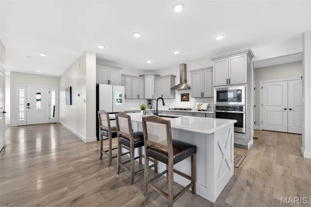 $575,000 | 378 Valley Bluff Drive, Wentzville, MO 63385