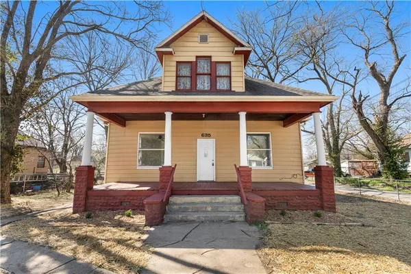 $105,000 | 635 North Cedar Street, Nevada, MO 64772
