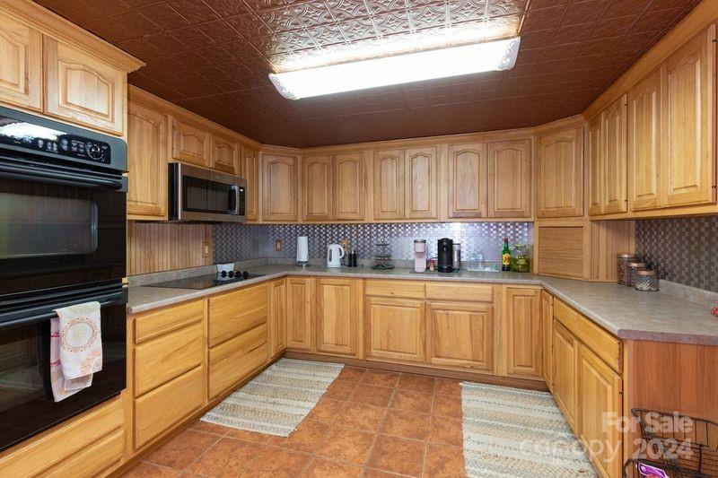 3496 Little Ellijay Road Franklin, NC 28734 - Photo 7 of 29 Gallery Image 7