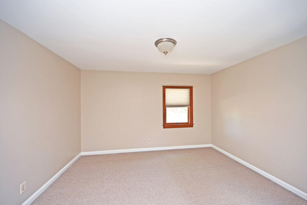 27 Pleasant Ridge Avenue, Unit 1 Fort Mitchell, KY 41017 - Photo 17 of 30