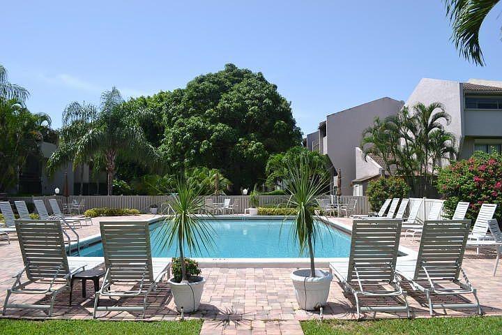 159 Northwest 70th Street, Unit 402 Boca Raton, FL 33487 - Photo 25 of 28 52d2fb87-9198-41e1-81ac-bbb3c697d622
