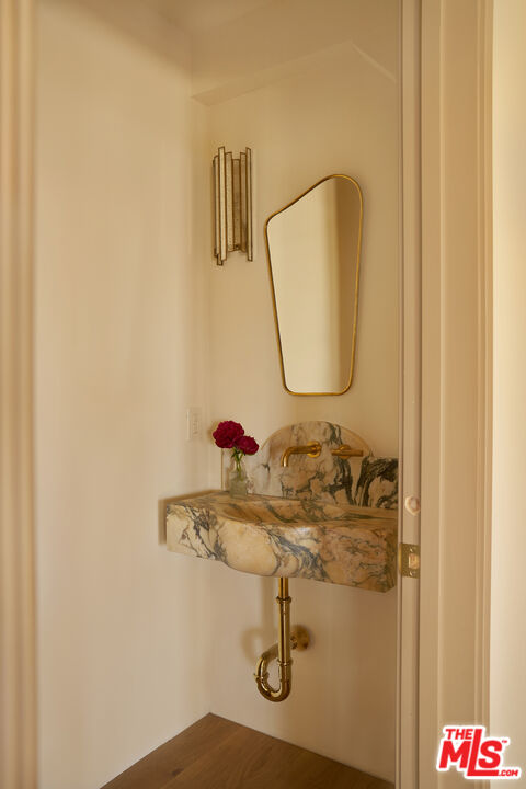 6911 Los Tilos Road Los Angeles, CA 90068 - Photo 29 of 44