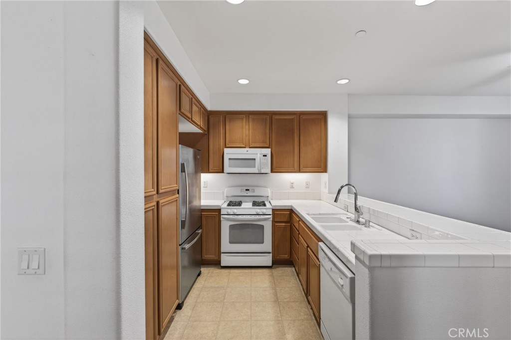 3924 Polk Street, Unit E Riverside, CA 92505 - Photo 6 of 22