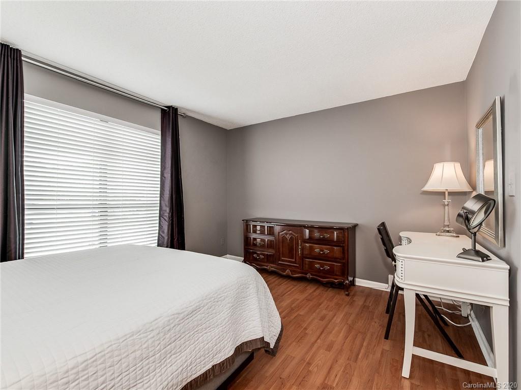 11044 Cedar View Road Charlotte, NC 28226 - Photo 10 of 13 Gallery Image 10