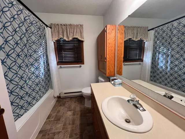 $325,000 | 1110 Eckert Street Northwest, Alexandria, MN 56308