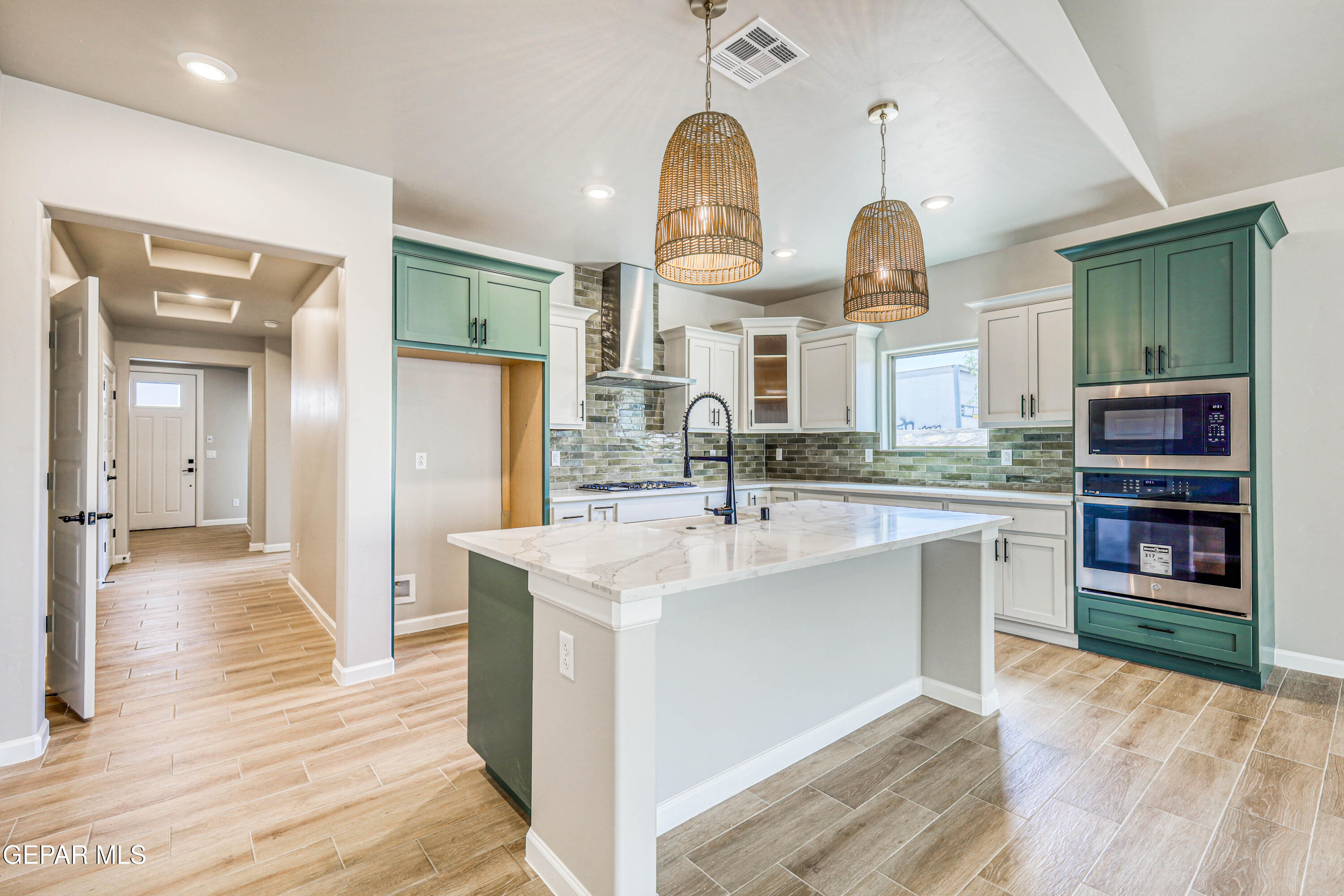 6047 Zinc Hill Street Sunland Park, NM 88008 - Photo 2 of 18 IMG_9702_HDR