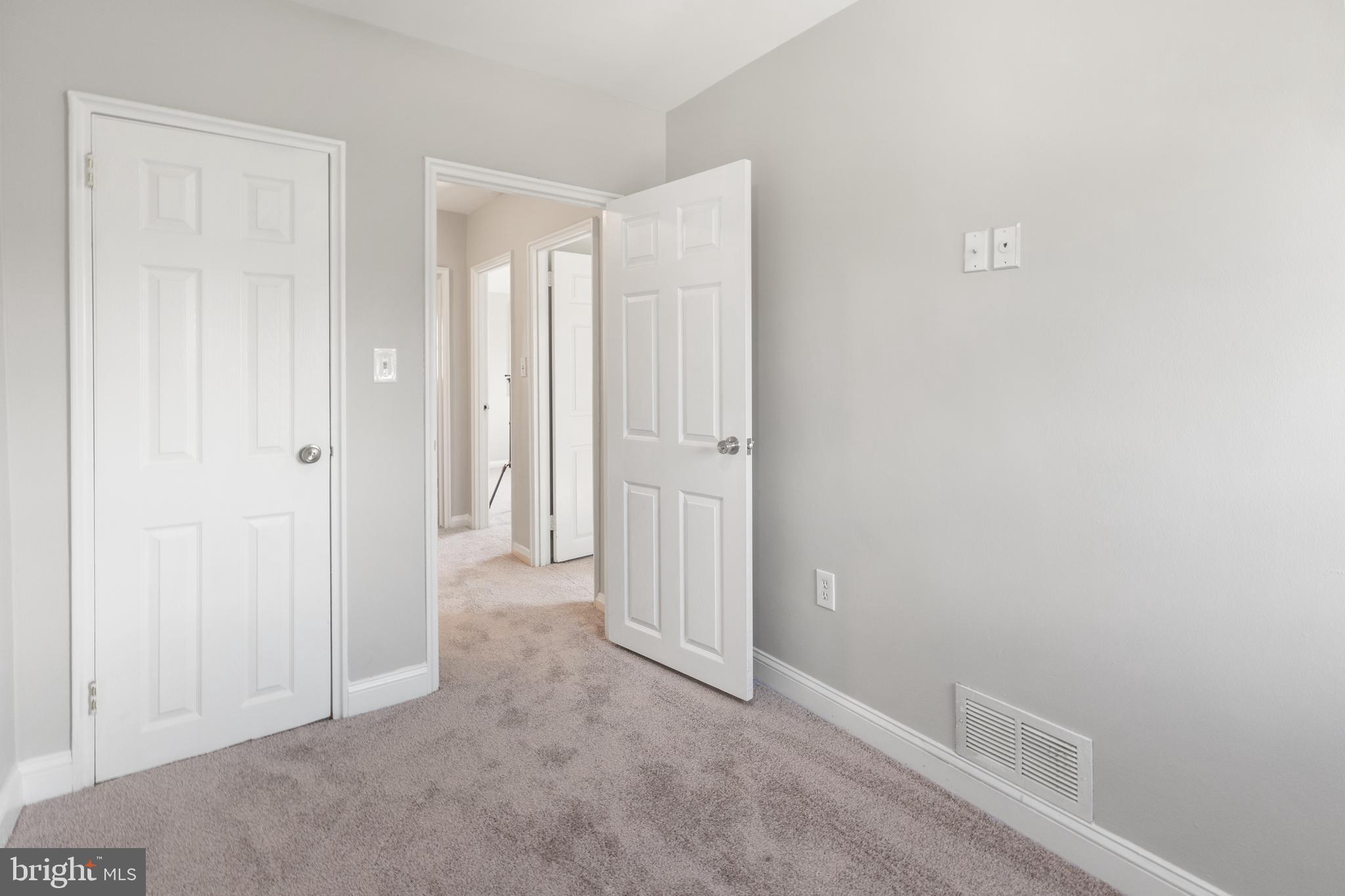 2020 Holborn Road Dundalk, MD 21222 - Photo 12 of 24