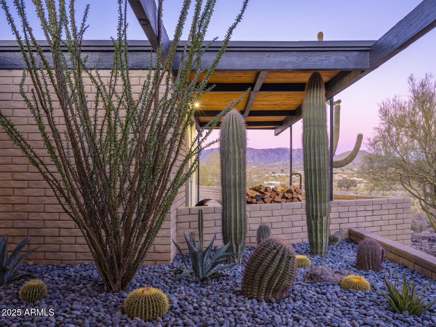 7724 East Long Rifle Road Carefree, AZ 85377 - Photo 8 of 64 Listings_7724_E_LongRifleRd_Images-10