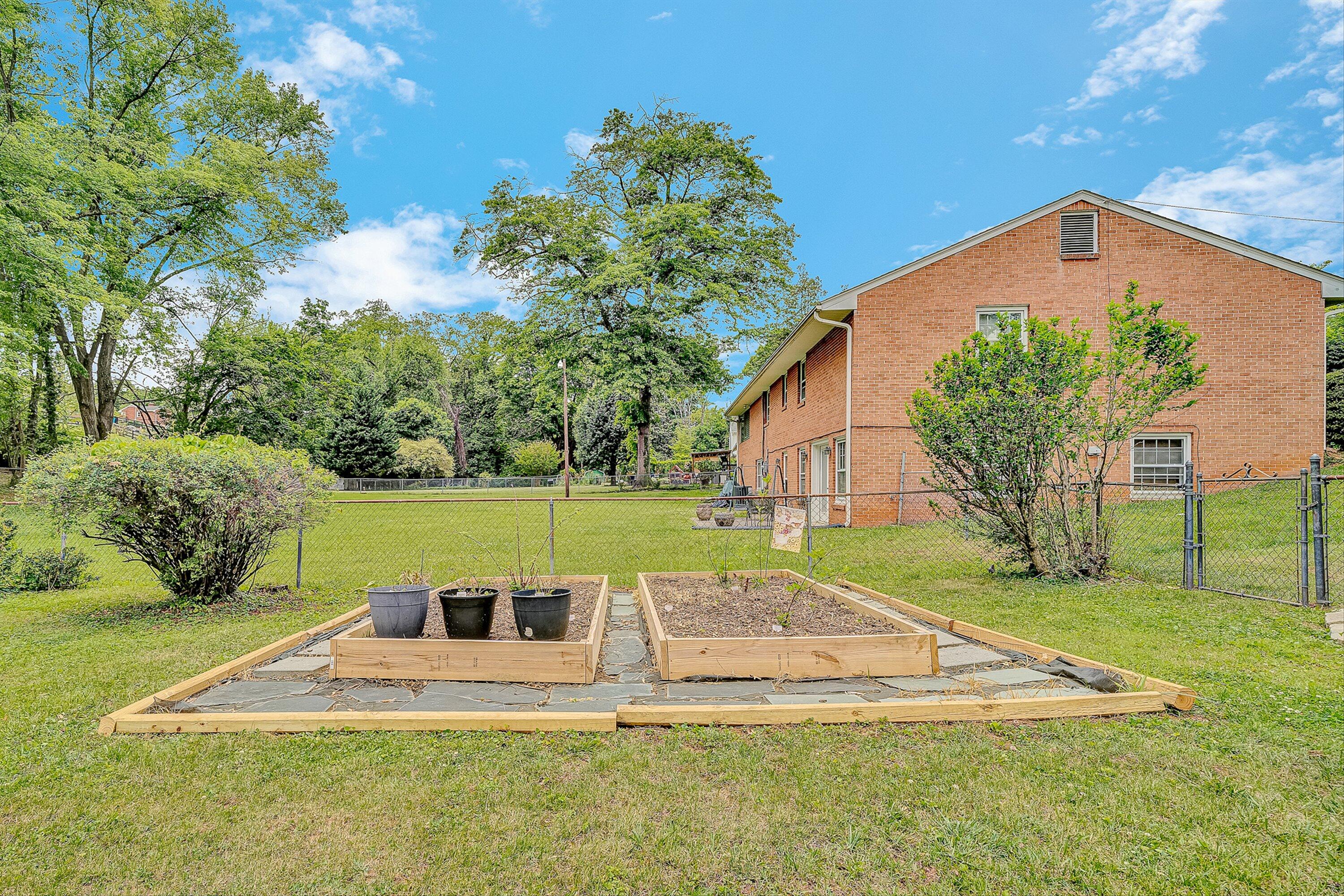 3416 Grandin Road Southwest Roanoke, VA 24018 - Photo 44 of 45 43-VM-08793
