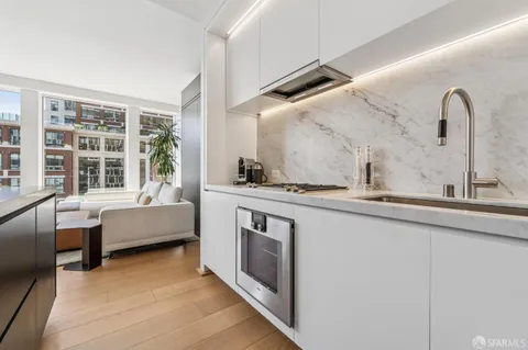 $1,975,000 | 1 Steuart Street, Unit 604, San Francisco, CA 94105