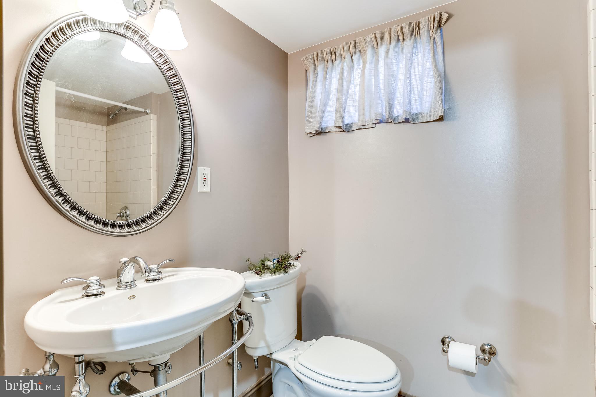 342 Lambeth Road Catonsville, MD 21228 - Photo 22 of 33 Gallery Image 22
