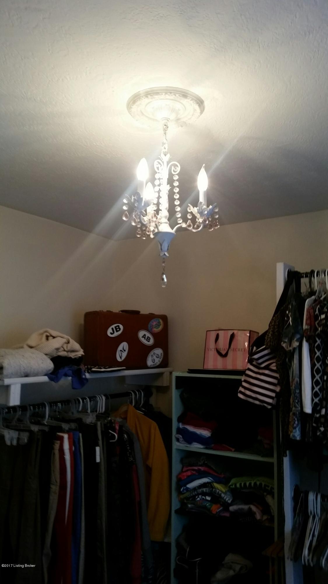3832 Jupiter Road Louisville, KY 40218 - Photo 8 of 20 20170204_165815_resized_1