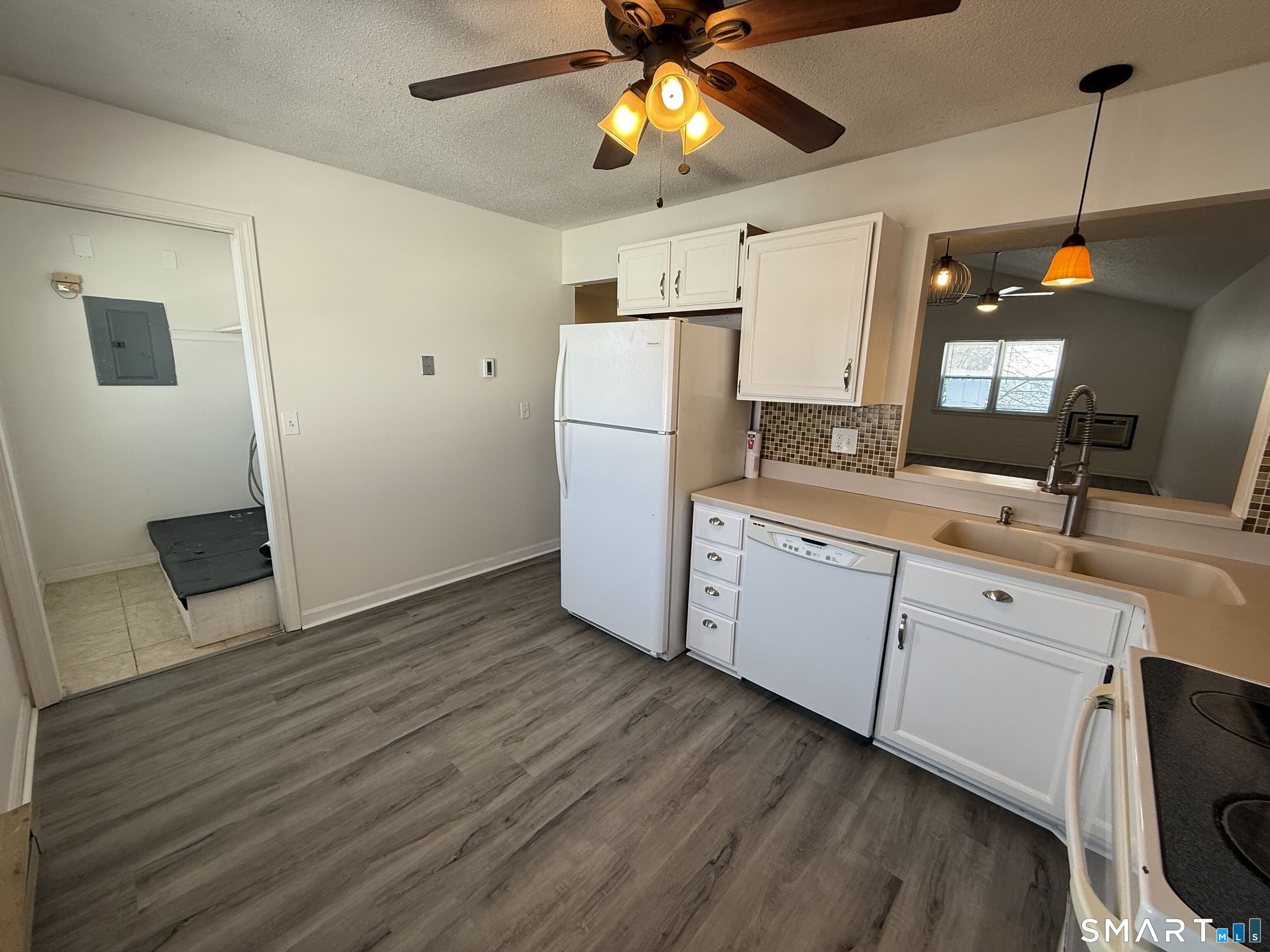 699 South Main Street, Unit 323 Torrington, CT 06790 - Photo 5 of 12