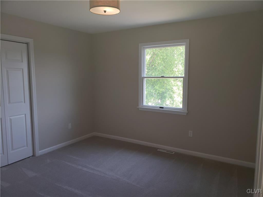 297 Farmview Road Nazareth, PA 18064 - Photo 8 of 22 Gallery Image 8