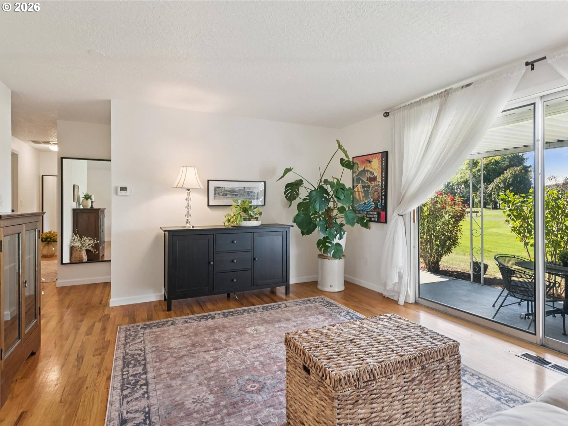 2389 Umpqua Road Woodburn, OR 97071 - Photo 5 of 36 Gallery Image 5