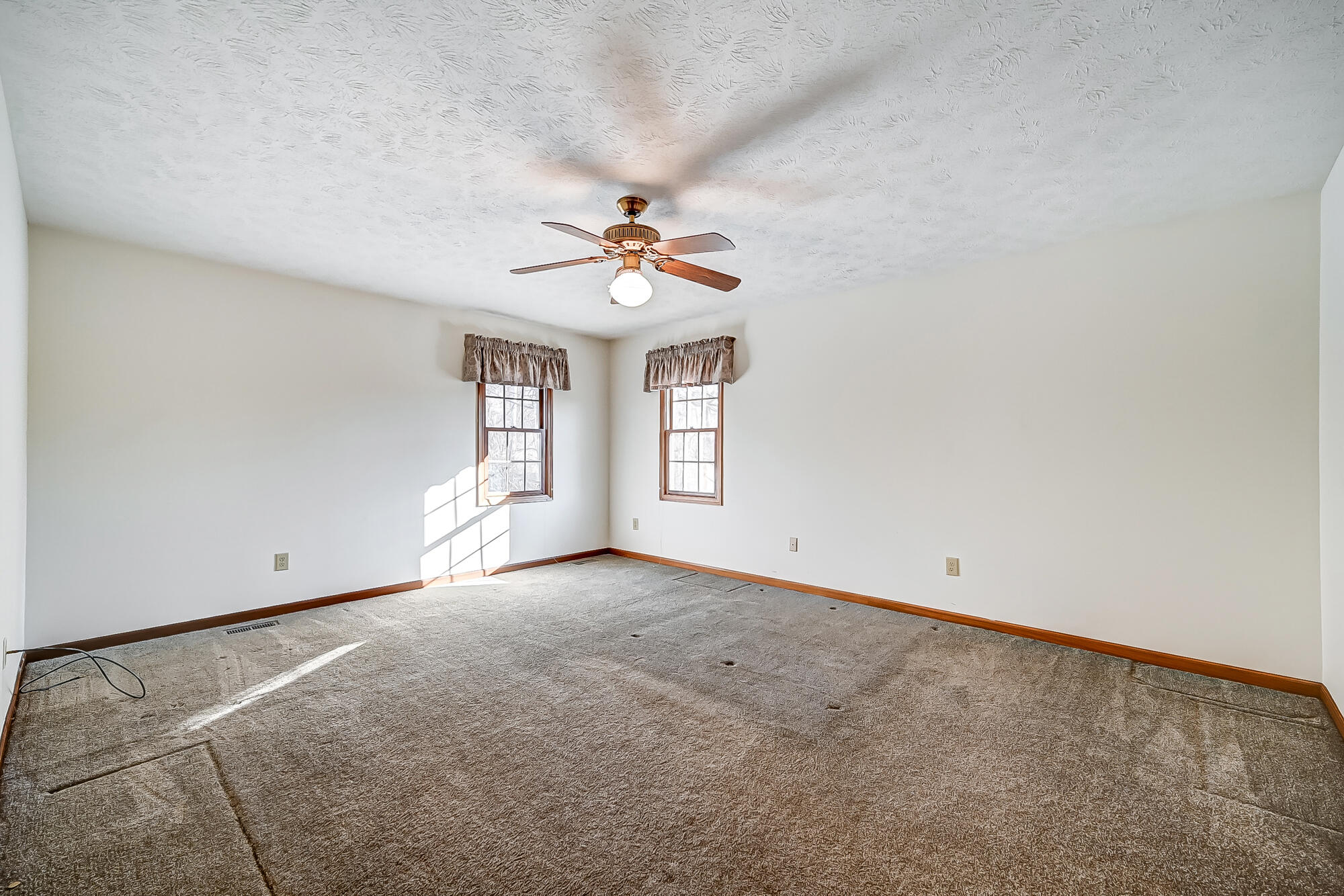 1065 Spring Falls Avenue Springfield, OH 45502 - Photo 22 of 68