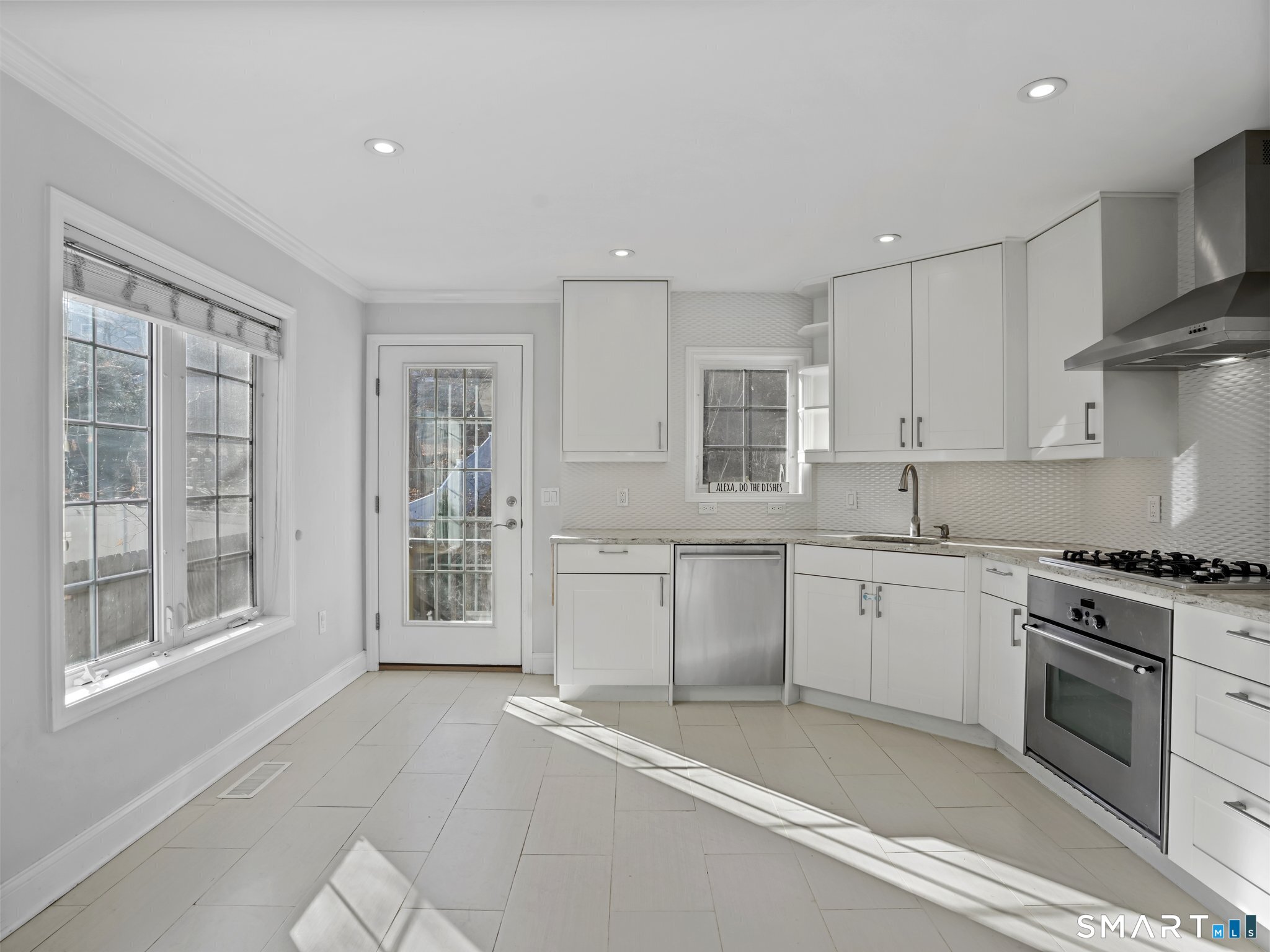 61 Riverside Avenue, Unit 1 Norwalk, CT 06850 - Photo 5 of 27