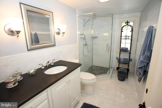 321 Chattolanee Hill Road Owings Mills, MD 21117 - Photo 19 of 29 Hall Bath